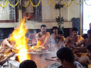 performing yagya